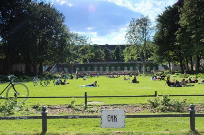 Berlin Mal Anders Erleben - Hier Tobt Das Leben Exterior foto